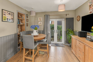 Metcalfe Close Drayton